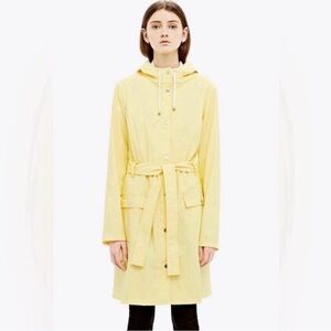 Rains Curve W Jacket in Straw
Size: Small NWT